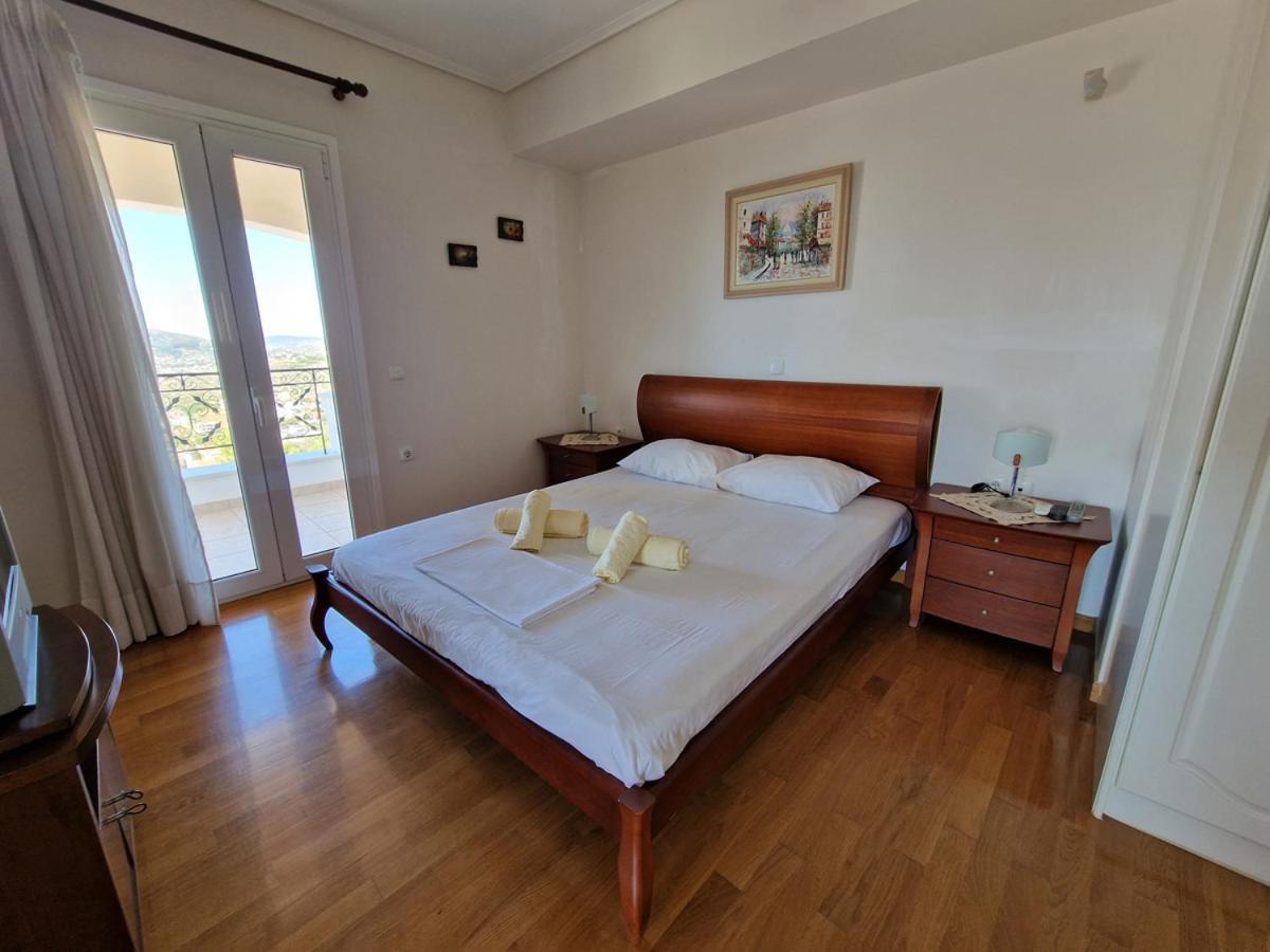 Villa Liana : Luxury Villa With Fantastic Sea View, Near Airport Pórto Ráfti 외부 사진