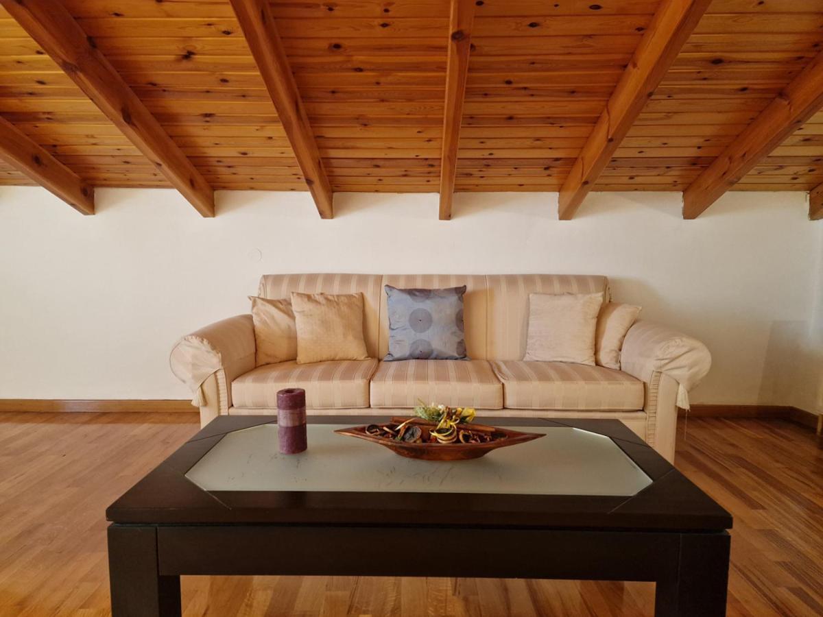 Villa Liana : Luxury Villa With Fantastic Sea View, Near Airport Pórto Ráfti 외부 사진